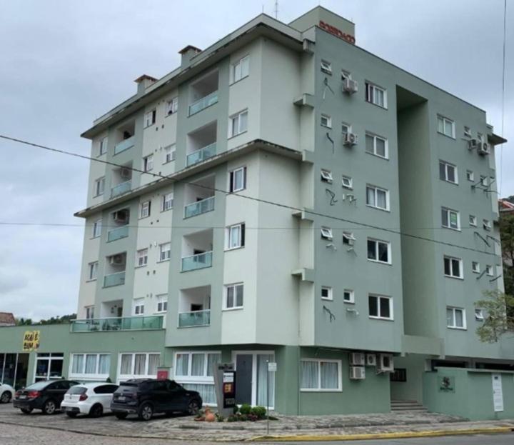 Apartamento Familiar No Centro De Pomerode. المظهر الخارجي الصورة